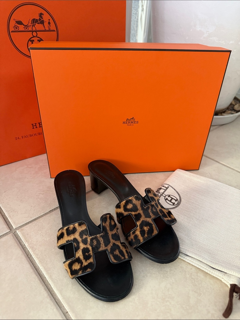Hermes Leopard Print Oasis Heel Slides - Brown/Black 🔥🔥🔥
